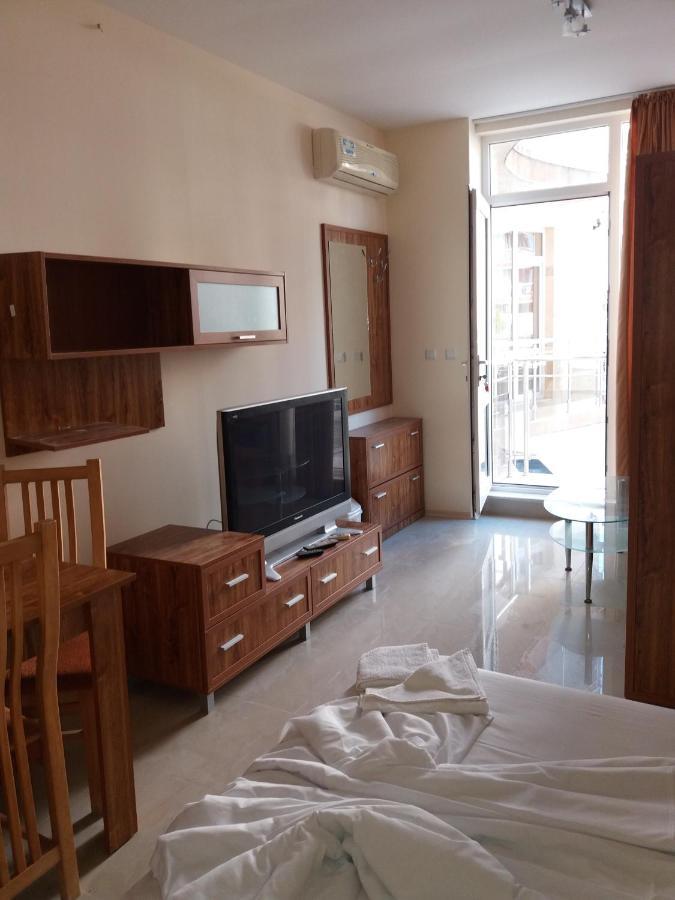 Golden Sea View Apartments 1 Pomorie Exterior photo