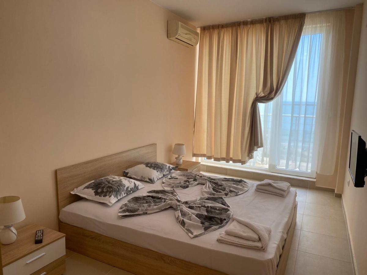 Golden Sea View Apartments 1 Pomorie Exterior photo