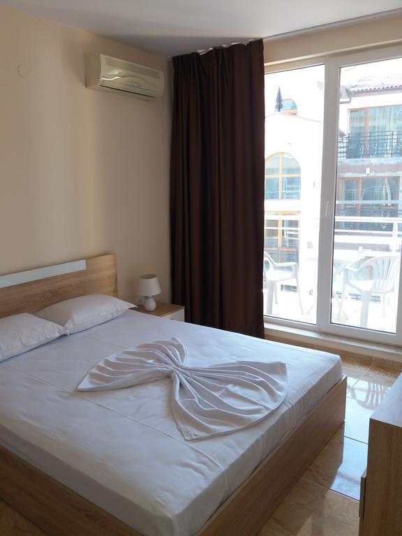 Golden Sea View Apartments 1 Pomorie Exterior photo