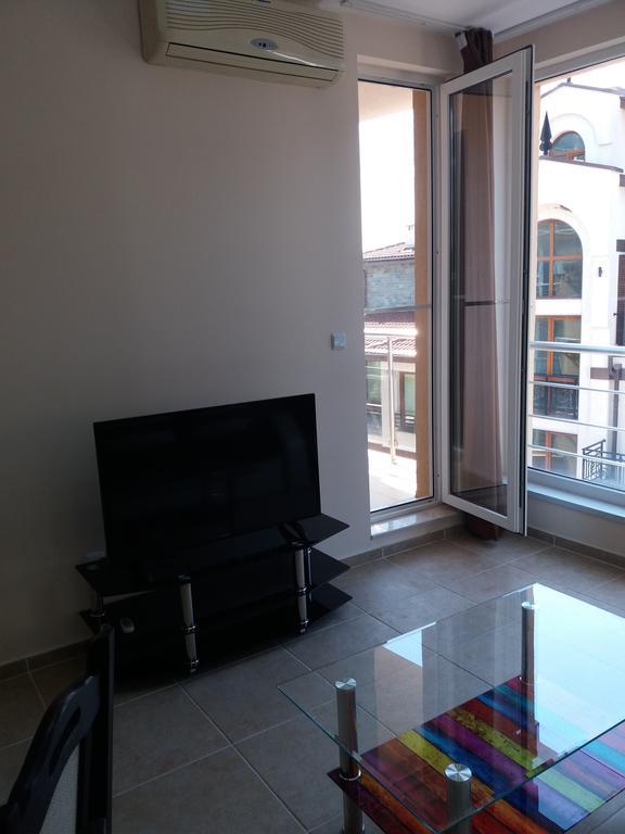 Golden Sea View Apartments 1 Pomorie Exterior photo