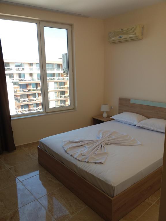 Golden Sea View Apartments 1 Pomorie Exterior photo